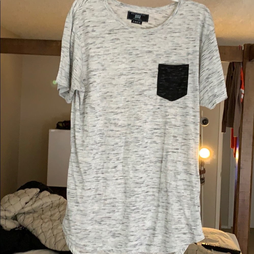 Beautiful Giant T
